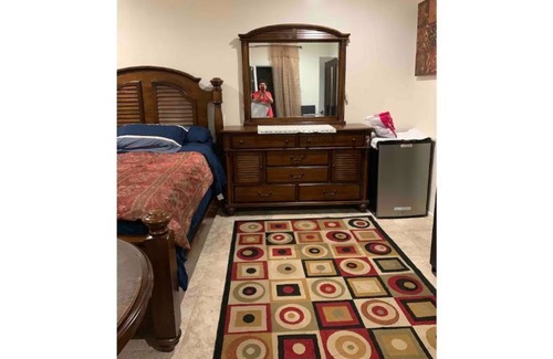 North Hills West Apartment | Private Entry Huge Pool Front w/Electric Mattress.Sleeps 2. Near CSUN