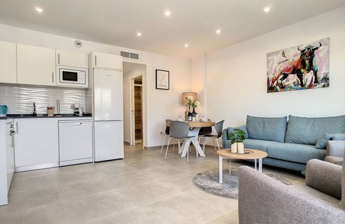 Los Cuarteros Apartment | Private roof terrace, wifi, pool and parking
