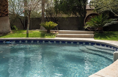 Spring Valley House | Private estate near strip with heated pool, jacuzzi, sauna, garden and more!