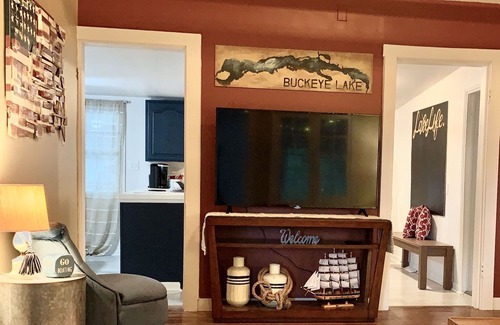 Buckeye Lake House | Private family friendly house within walking distance to Buckeye Lake amenities