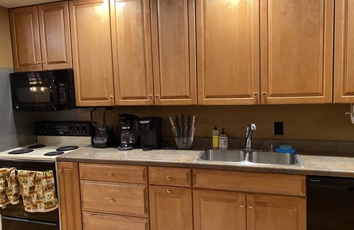 Leland House | Private Family Friendly Summer Get Away in Relaxing Leland