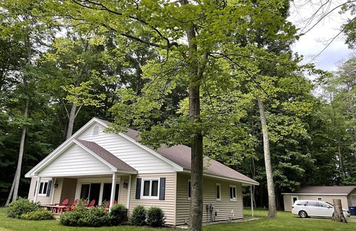 Leland House | Private Family Friendly Summer Get Away in Relaxing Leland