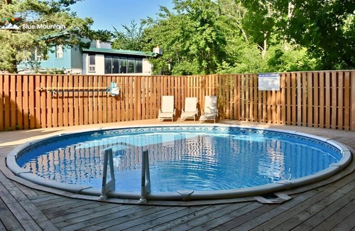 The Blue Mountains Ski Chalet | Private Forest Setting, Pool, Sauna, Hot Tub & BBQ