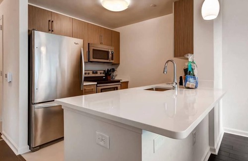 Hudson Exchange Apartment | Private & Friendly 1BR | Travel Nurse Friendly | W/D | GLS