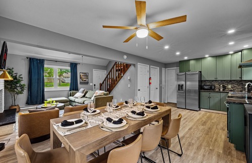 Tobyhanna House | Private Game Basement - Hot Tub - Game Room - Fire Pit - AC - Stylish 4BR