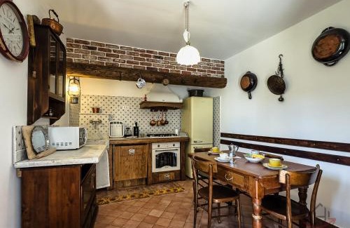 Albissola Marina Apartment | Private Garden Retreat - Free Park - Beach 900m