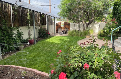 Silver Hill Apartment | 🏈🏀 Private Garden Suite in Historic Home - walk to UNM Football+Basketball!