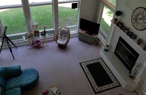 Brussels Cottage | Private getaway for large groups with firepit and view