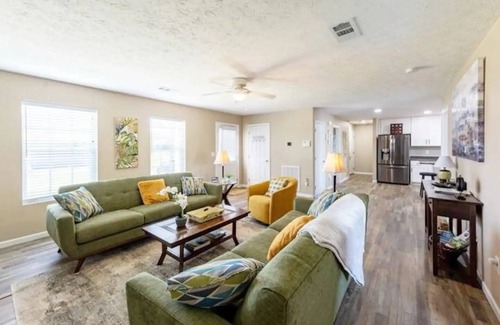 Sevierville House | Private Getaway Near Pigeon Forge with a Pool!