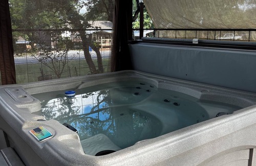 Canyon Lake House | Private glamping spot with lots of wildlife, hot tub and bird watching.