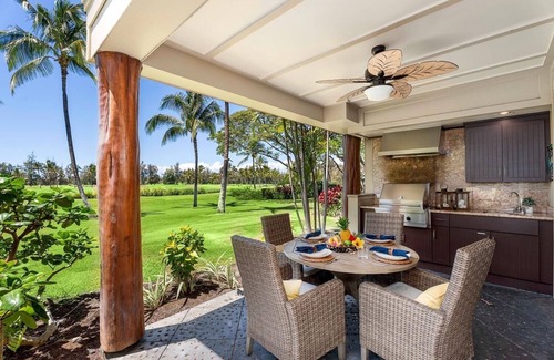 Waikoloa Villa | Private ground floor villa with bbq and golf course view.