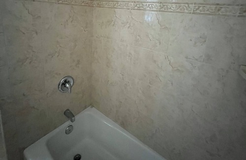 Havana House | Private guest house that’s minutes to downtown Tallahassee. Clean and quiet.