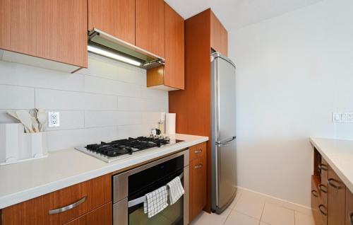 Coquitlam Apartment | Private Guest Suite, 1 parking space