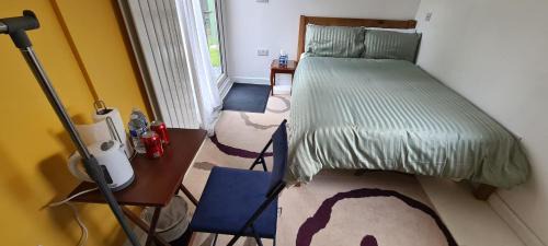 Bletchley House | Private Guest Suite in Bletchley, Milton Keynes