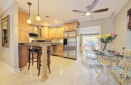 Key West House | Private & Haven-ly pool home on boating canal