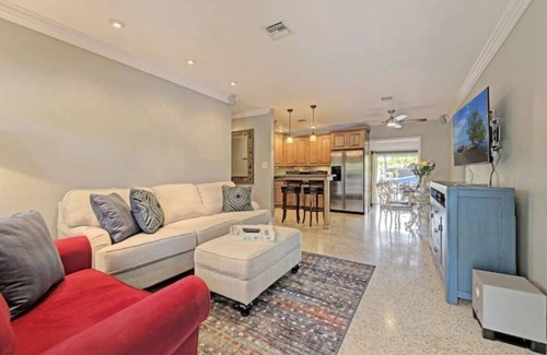 Key West House | Private & Haven-ly pool home on boating canal