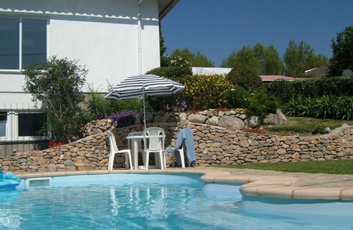 Galamares Villa | Private heated pool, open view, 5 min. to beaches & Sintra, walk to shop & cafes