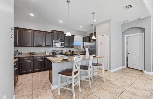West Kissimmee Apartment | Private Heated Pool~Resort Access~Pool Table~Oasis