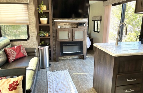 Oatmeal House | Private Hill Country Glamping RV