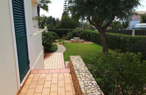 Portimao House | Private holiday villa m. Pool 10x5 m (heatable), 2 bedrooms (bathroom en suite)