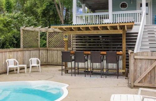 Ocean Sands House | Private Home 5min walk to Beach with Top Deck Spa