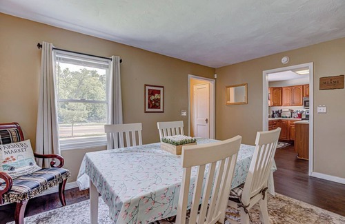 Oxford House | Private Home for Big Families at Miami University