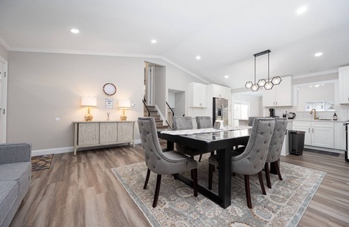 Gahanna House | Private home in Columbus Ideal for large families, corporate getaways sleep 10.n