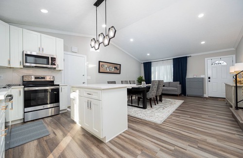 Gahanna House | Private home in Columbus Ideal for large families, corporate getaways sleep 10.n