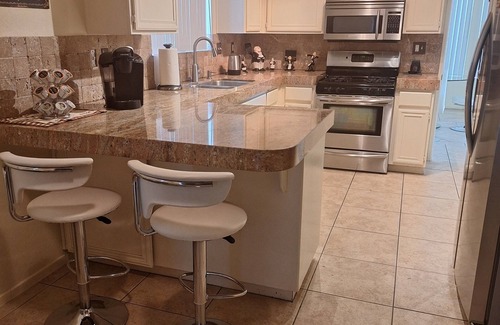 La Quinta House | Private home in Greater Palm Springs City La Quinta With Salt Water Pool and Spa