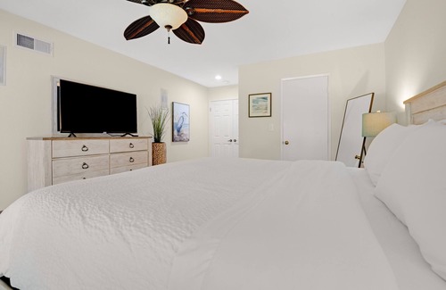 Topanga House | Private Home in Picturesque Topanga Canyon