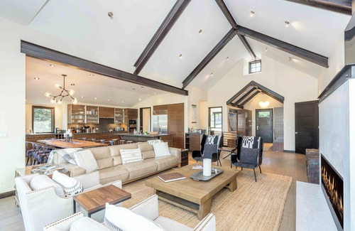 Telluride House | Private Home in Ski Ranches by InvitedHome | Hot Tub, MV Ski Parking, Lounge