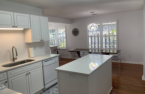 Mount Pleasant House | Private Home Mount Pleasant SC-Vacation Rental - Month/week discount