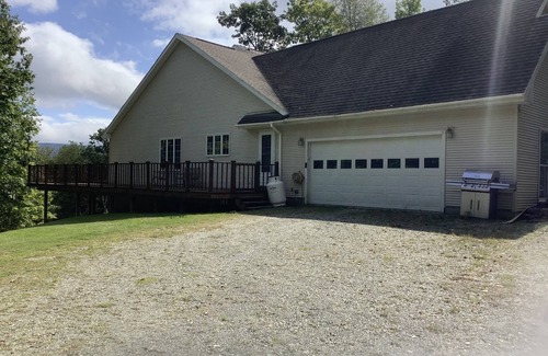Shaftsbury House | Private home on 37 acres with stunning mountain views