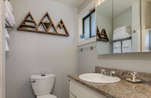 Western House | Private Home - Quiet SW Eugene