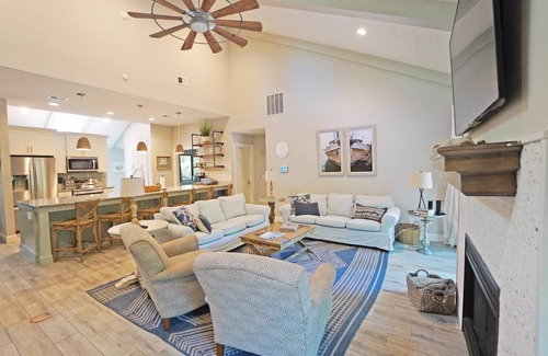 Sea Pines House | Private Home in Sea Pines - Pet Friendly