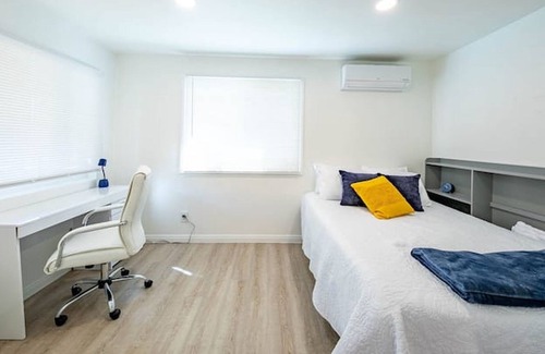 Placentia House | Private Home w/ Laundry + Disney 10 mins