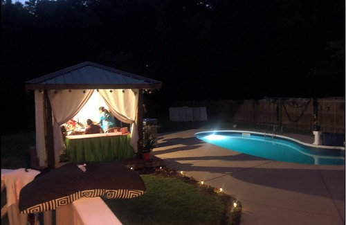 Garner House | Private Home w/Pool Near Raleigh