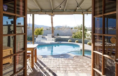 Twentynine Palms House | Private Hot Tub & Pool/Resort