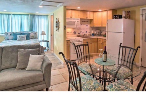 Pensacola Apartment | Private Hot Tub and Stock Tank Pool!! Perfect for 2! 8 mi to Johnson Beach