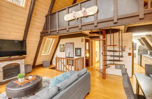 Charter Hills House | Private Hot Tub Cabin 1 Mi to Beech Mountain!