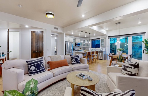 Park City Condo | Private Hot Tub, Mountain Views, Near Golf Course and Walk to Lifts