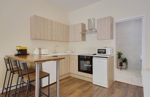 Boscombe House | Private hot tub & sauna, 2 adults max + 1/2/3 kids