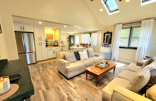 North Cape May Villa | Private Hot Tub- Schooner Villa by the Bay