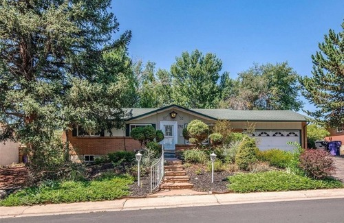 Harvey Park South House | PRIVATE HOT TUB! Stunning updated downstairs home- Amazing Location
