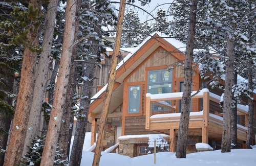 Woodmoor House | Private Hot Tub with Spectacular Views of Breckenridge 3 Bed/2 Bath Townhome!