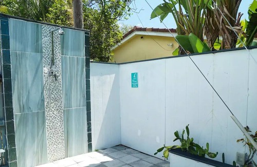 Central Fort Lauderdale House | Private House Center of Ft Lauderdale Great Pool