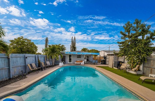 Central Fort Lauderdale House | Private House Center of Ft Lauderdale Great Pool