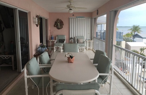 Breezeswept Beach Estates House | Private House Facing the Ocean with Heated Pool/Spa