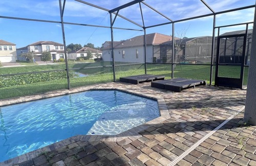 Haines City House | Private house getaway. 40 min drive to Disney parks