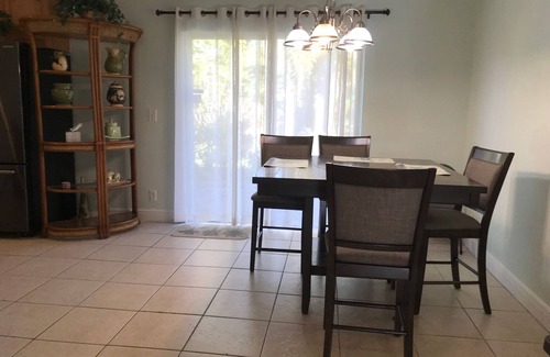 Hunt Club House | Private house in West Palm Beach, Fl. Cozy 3 Bedroom with plenty of yard space.